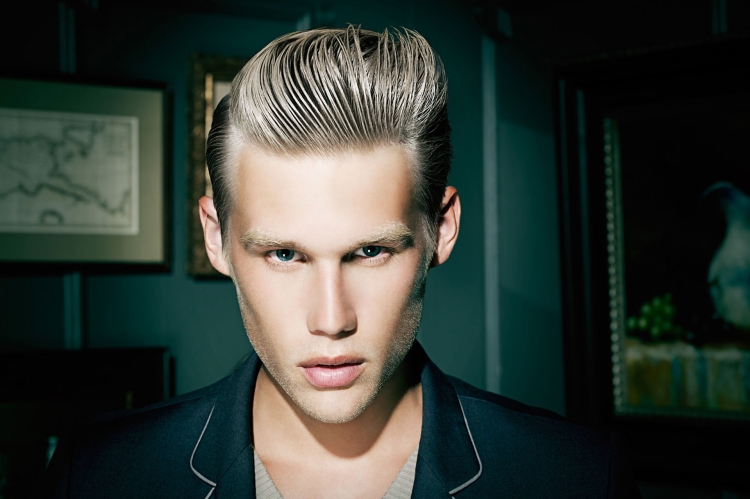 Прилизанная прическа мужская