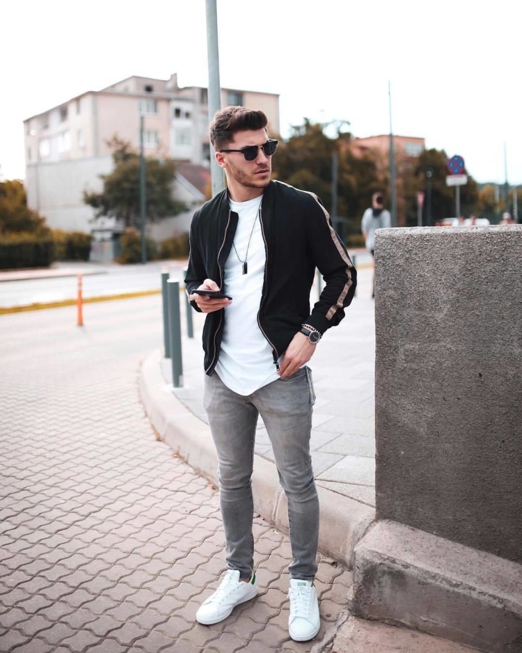 Стильный парень 20 лет