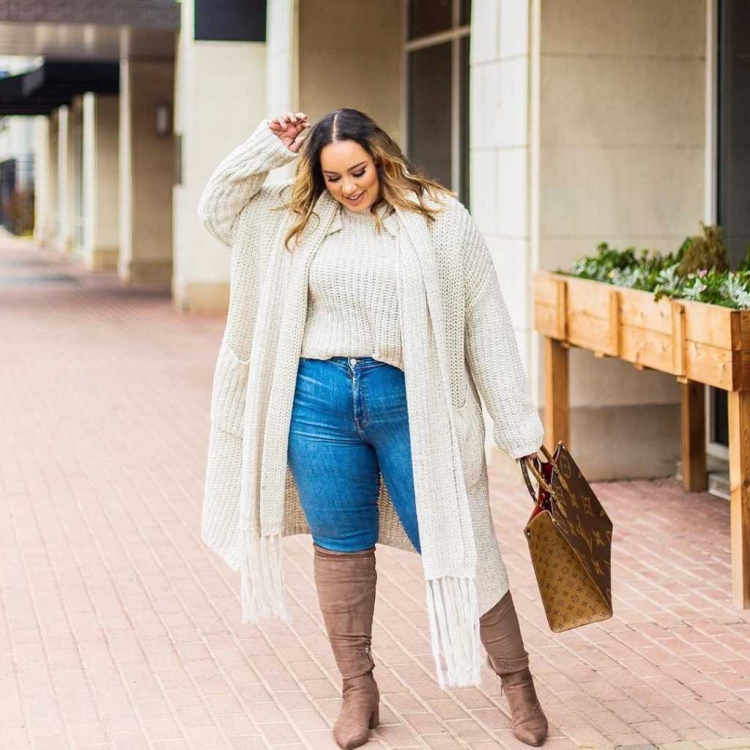 Луки плюс сайз 2022