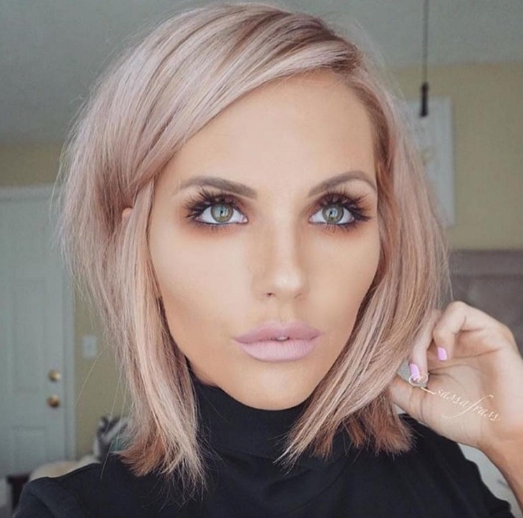 Блонд с розовым оттенком