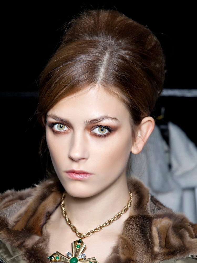 Широкий пробор