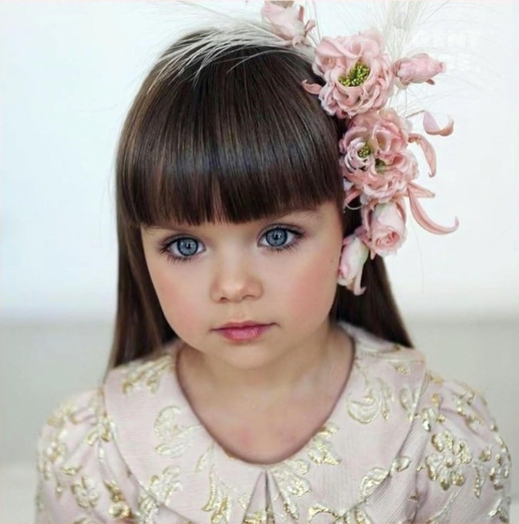 Детская прическа с челкой