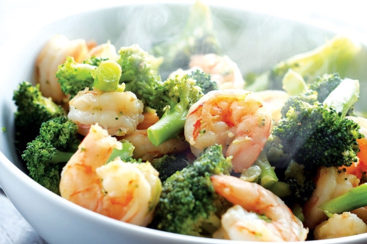 Брокколи с креветками