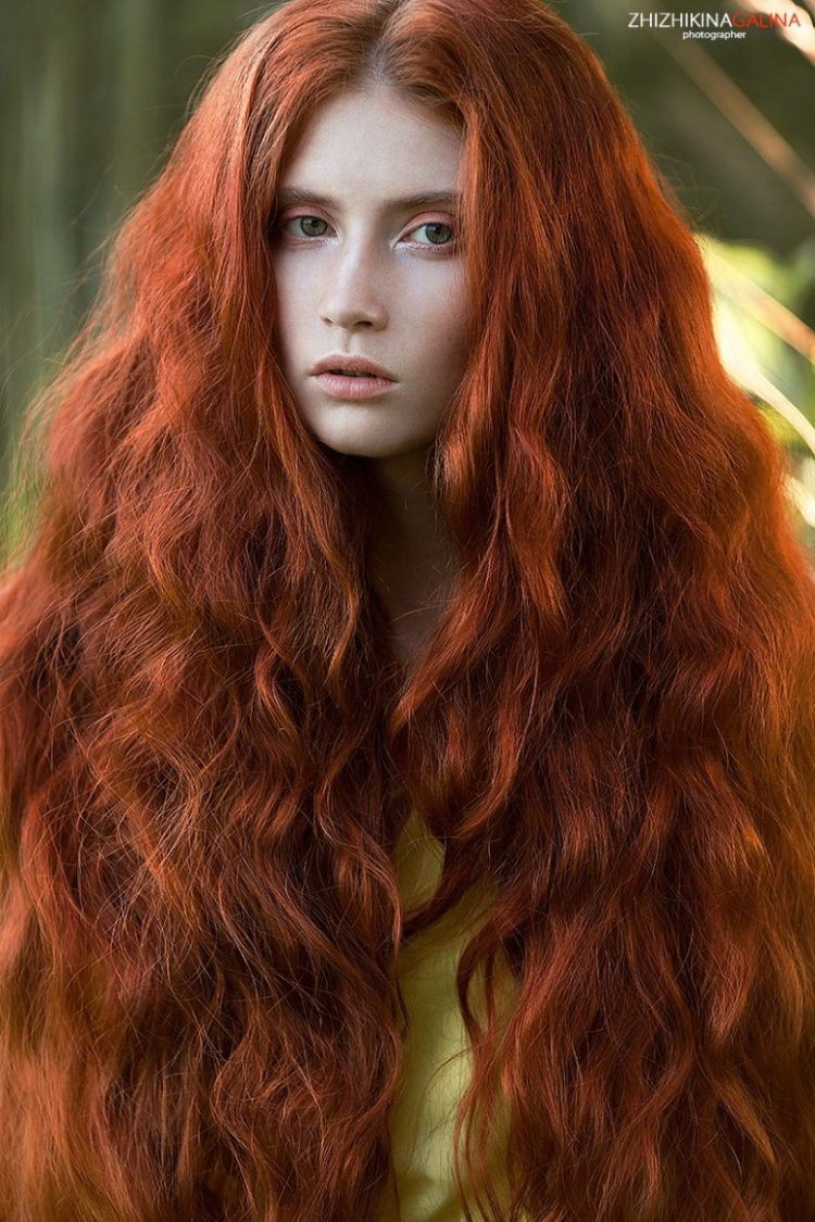 Длинные рыжие волосы