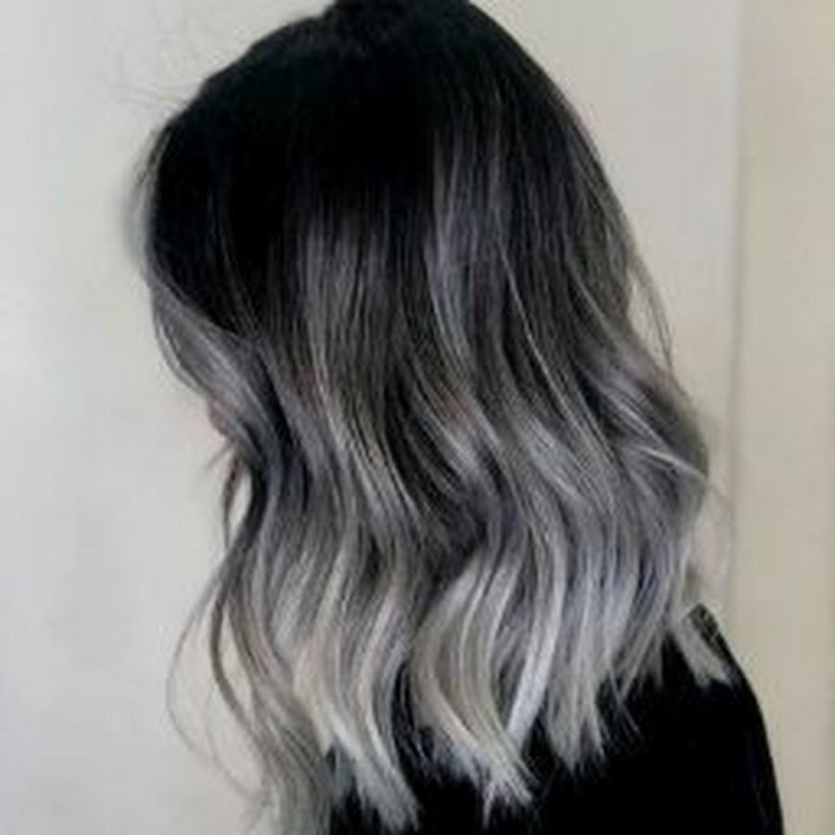 Пепельное омбре на темные