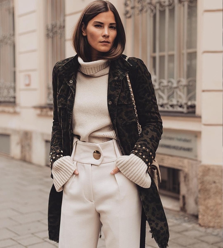 Пиджак с водолазкой женский образ