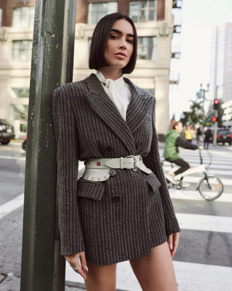 Пиджак оверсайз с поясом