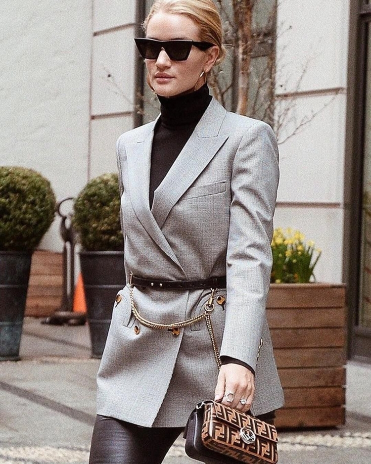 Водолазка с пиджаком женские