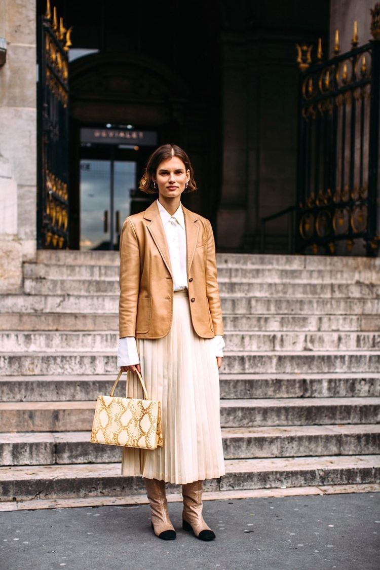 Юбка и пиджак стритстайл