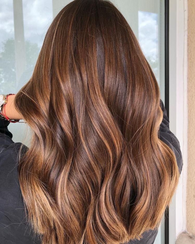 Каштановый балаяж