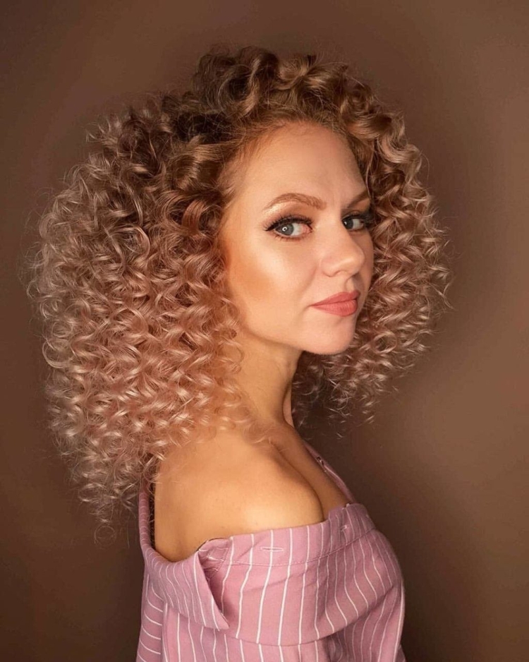 Афро кудри Ханна