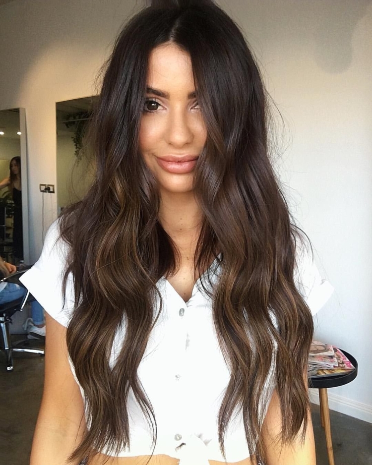 Шатуш на черные волосы длинные