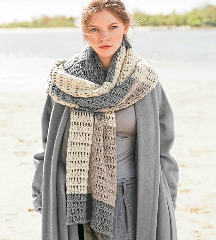 Широкий шарф