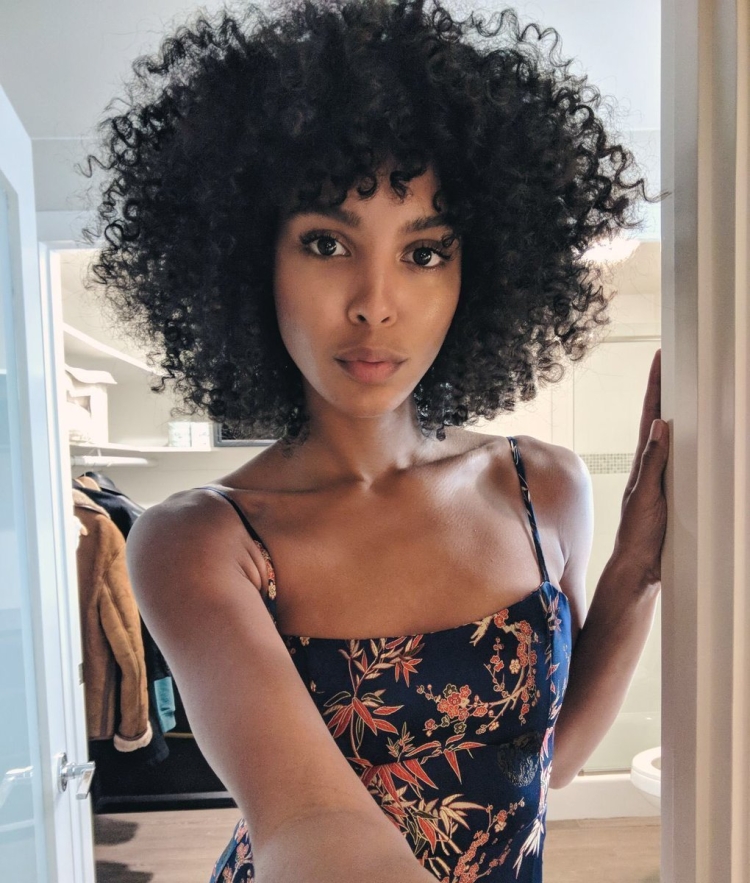 Афро кудри на Боб каре