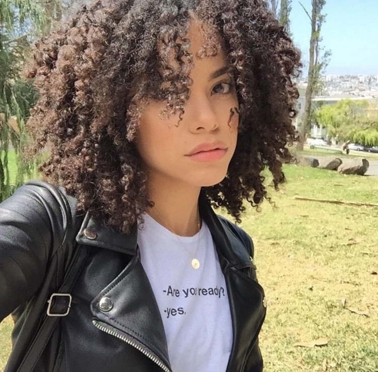 Афро кудри до плеч