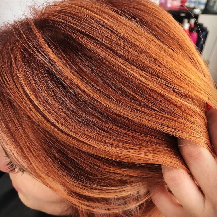 Рыжие волосы с мелированием