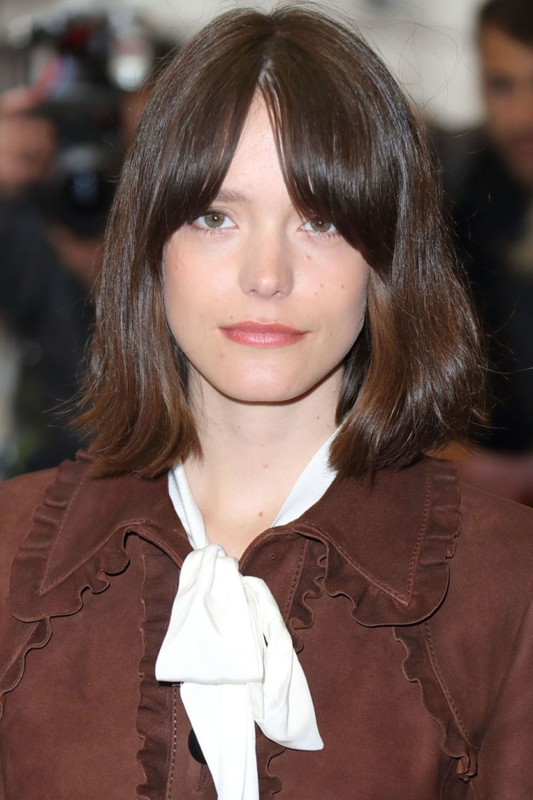 Стэйси Мартин прически