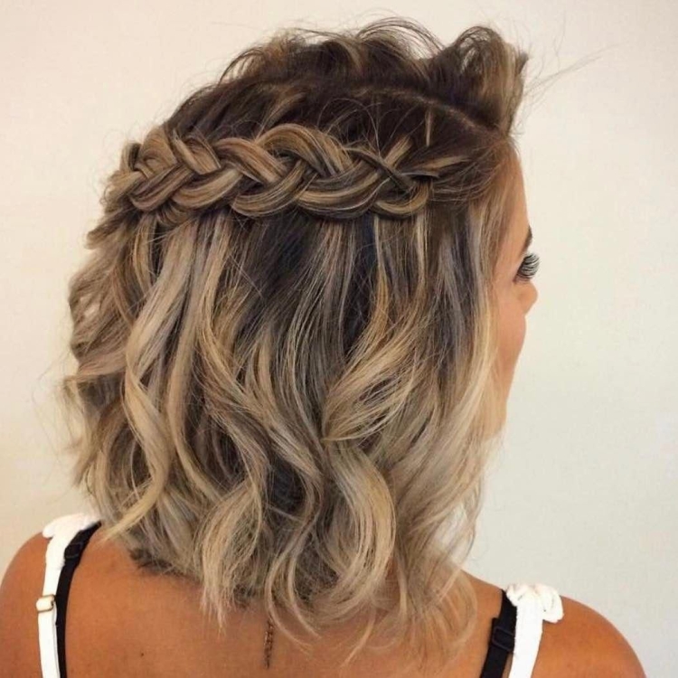 Де косы на короткие волосы