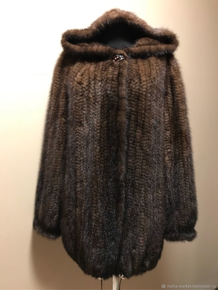 Вязаная куртка с норкой
