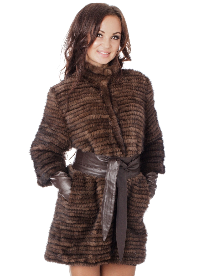 Пальто из вязаной норки большого размера