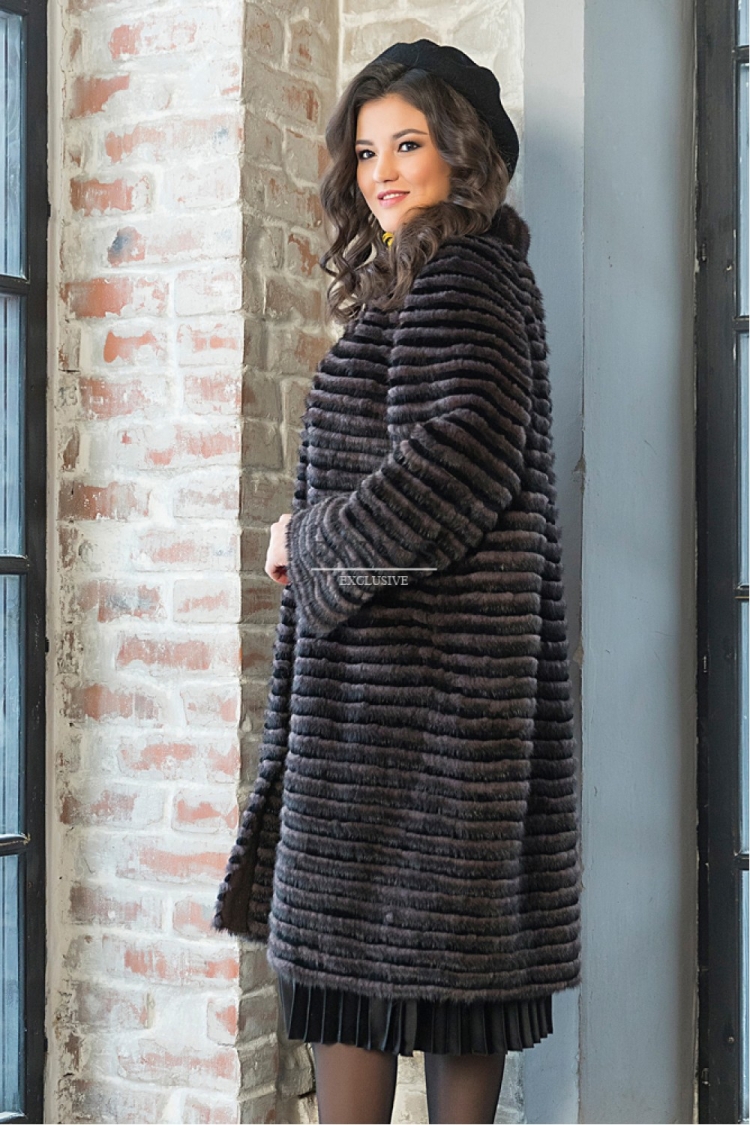 Пальто с вязаной норки двухстороннее