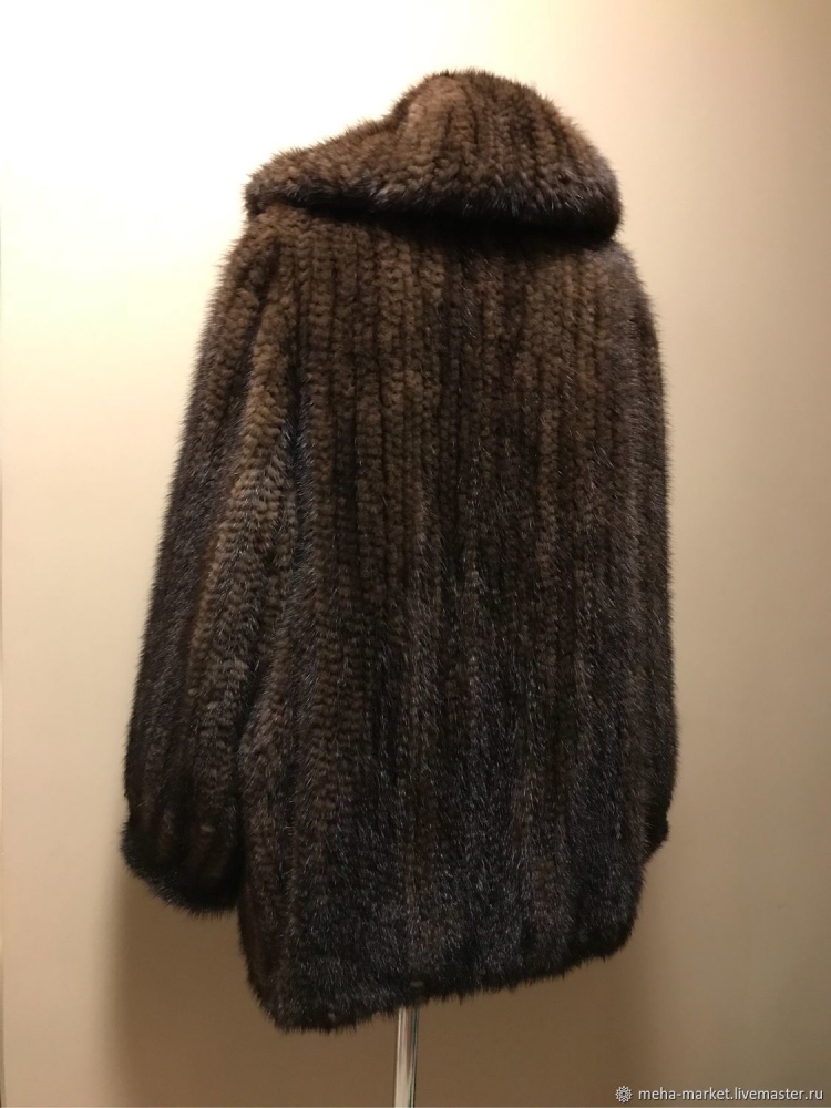 Вязаная куртка с норкой