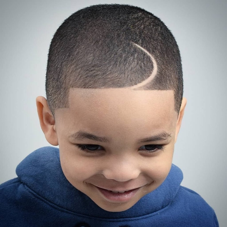 Фигурные стрижки для мальчиков