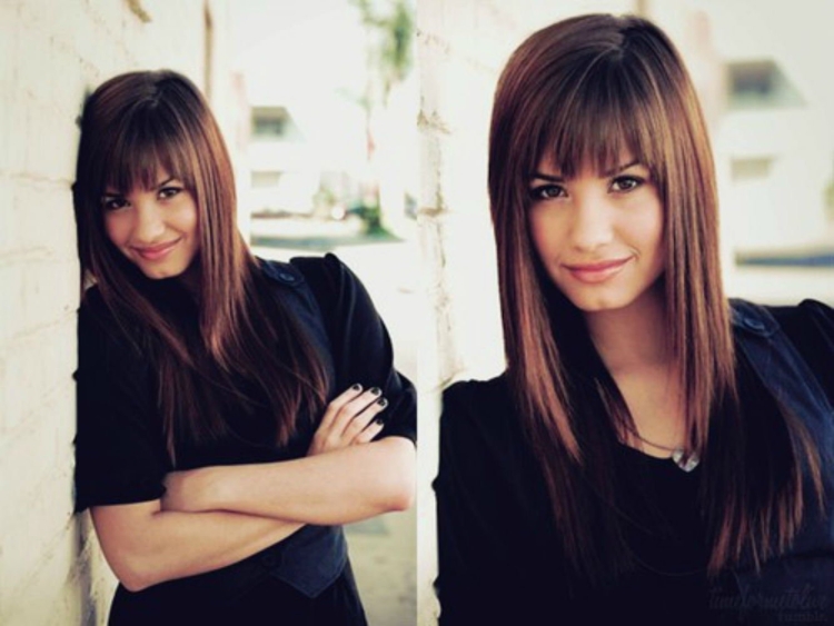 Лесенка на длинные волосы с челкой для круглого лица