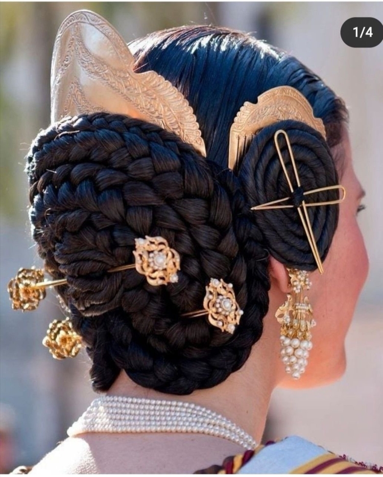 Испанские национальные прически