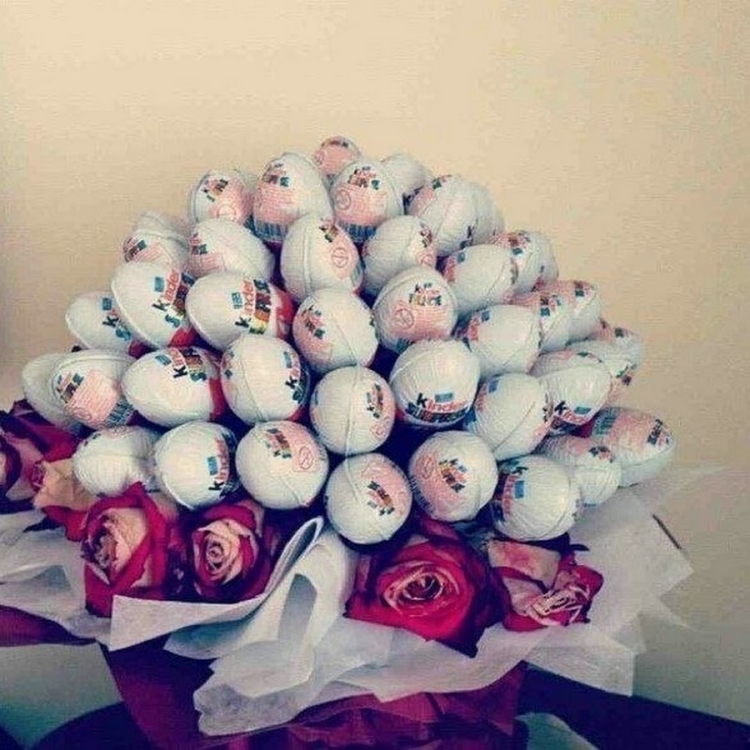 Букет из Киндер сюрпризов