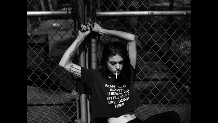 Фрэнсис Бин Кобейн фотосессия черно белая