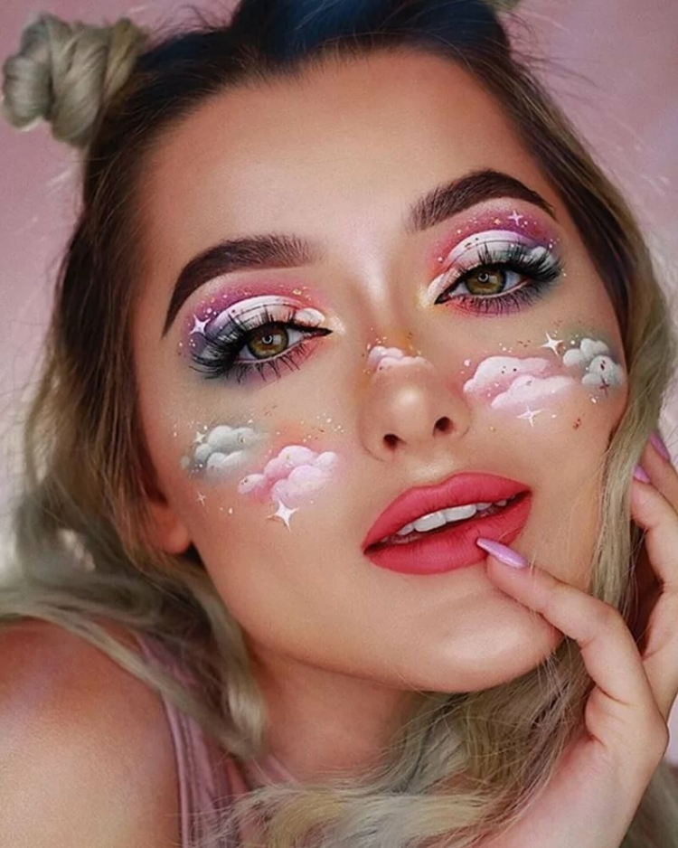 Макияж с облачками