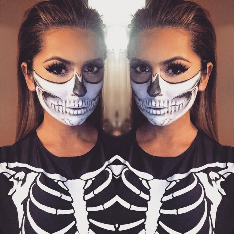 Образ на Хэллоуин для двух девушек