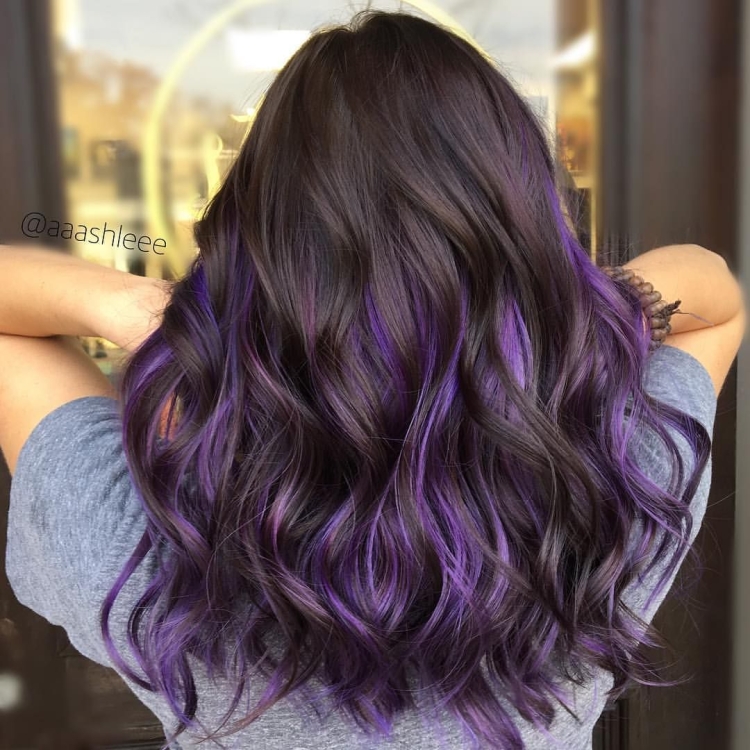 Фиолетовые пряди