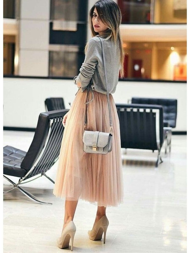 Фатиновая юбка со свитером