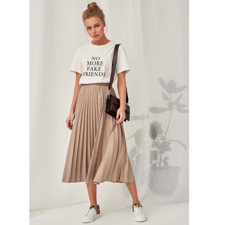 Бежевая юбка плиссе