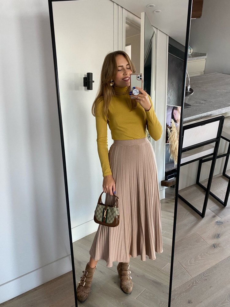 Юбка плиссе с водолазкой