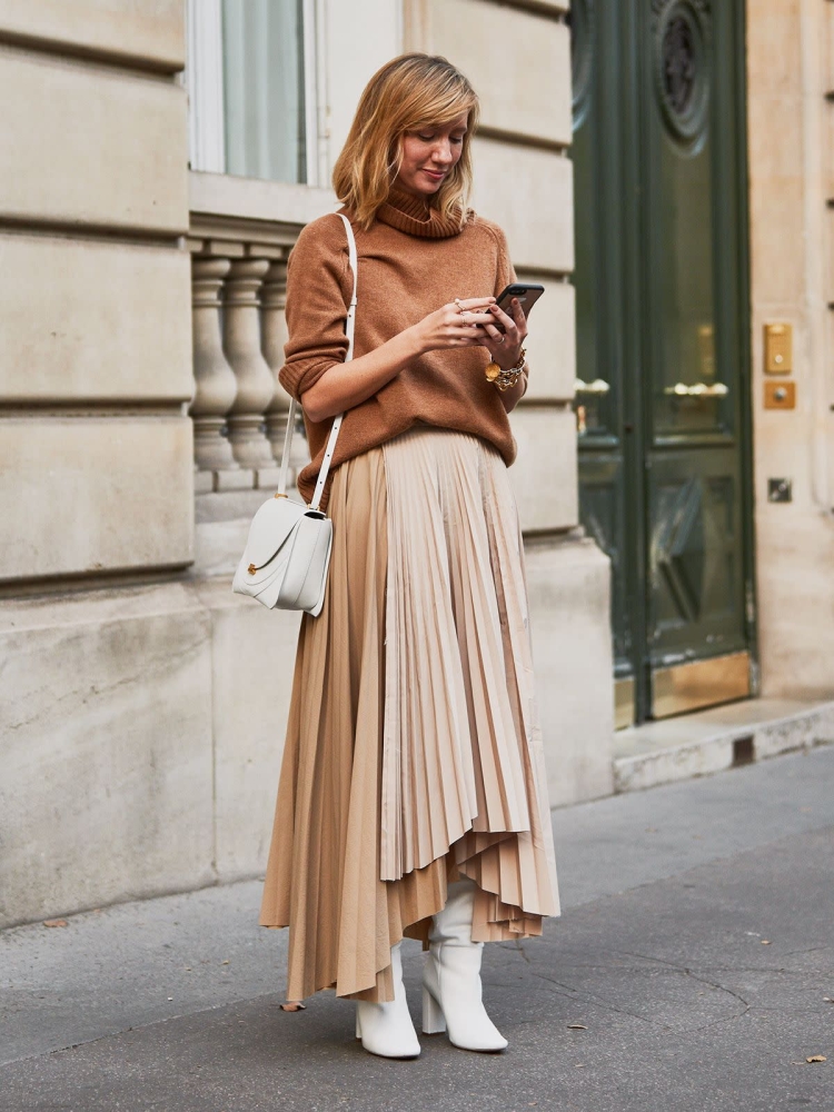 Бежевая юбка плиссе