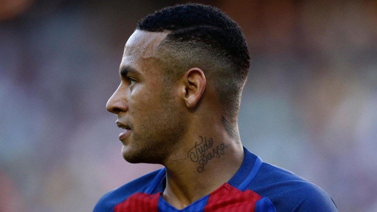 Неймар прически в Барселоне