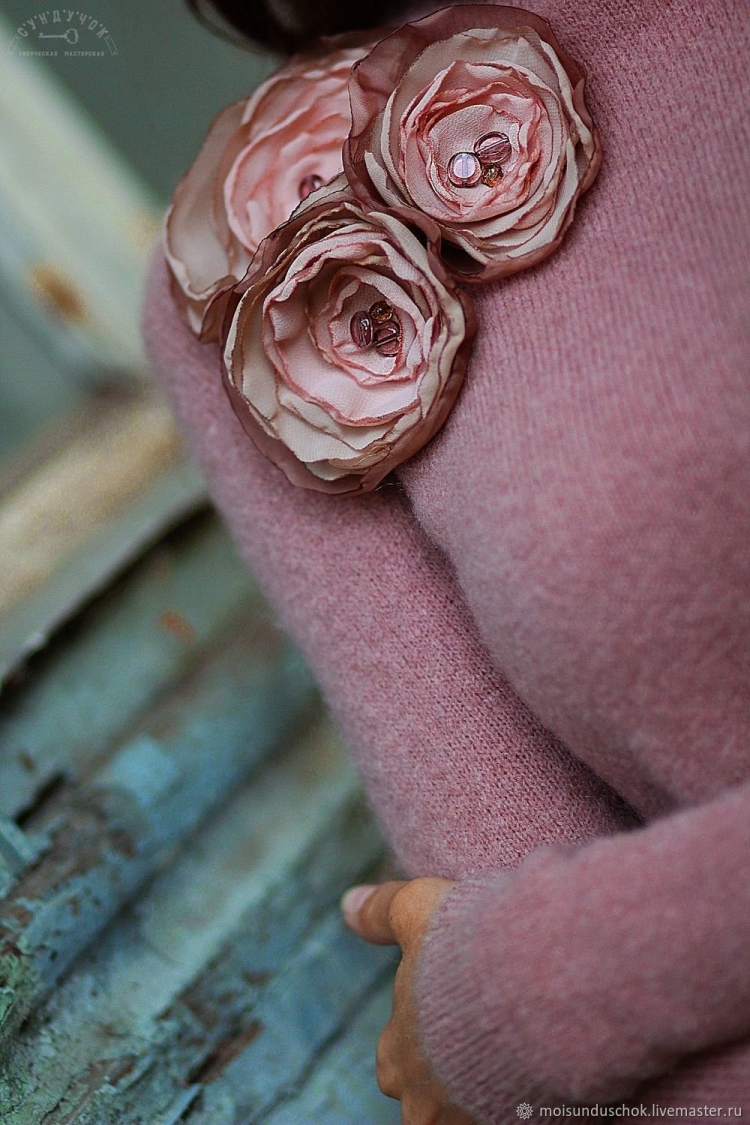 Цвет увядшей розы