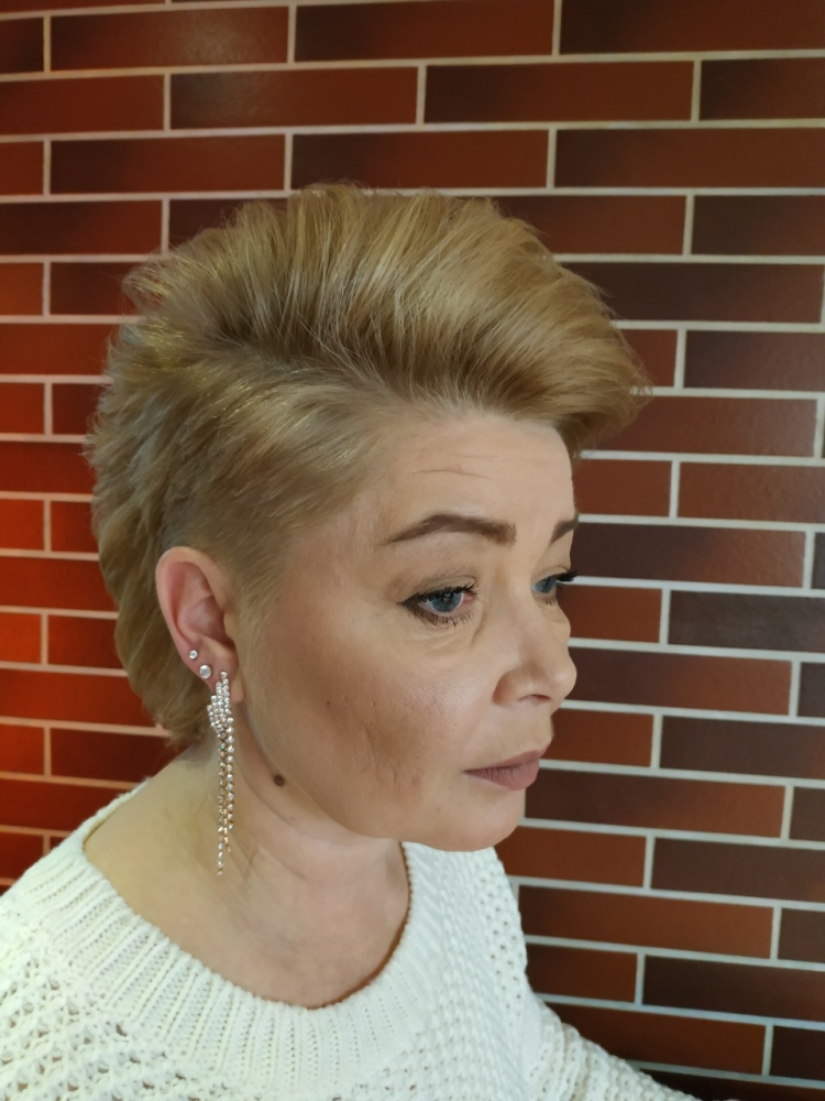 Butterfly стрижка