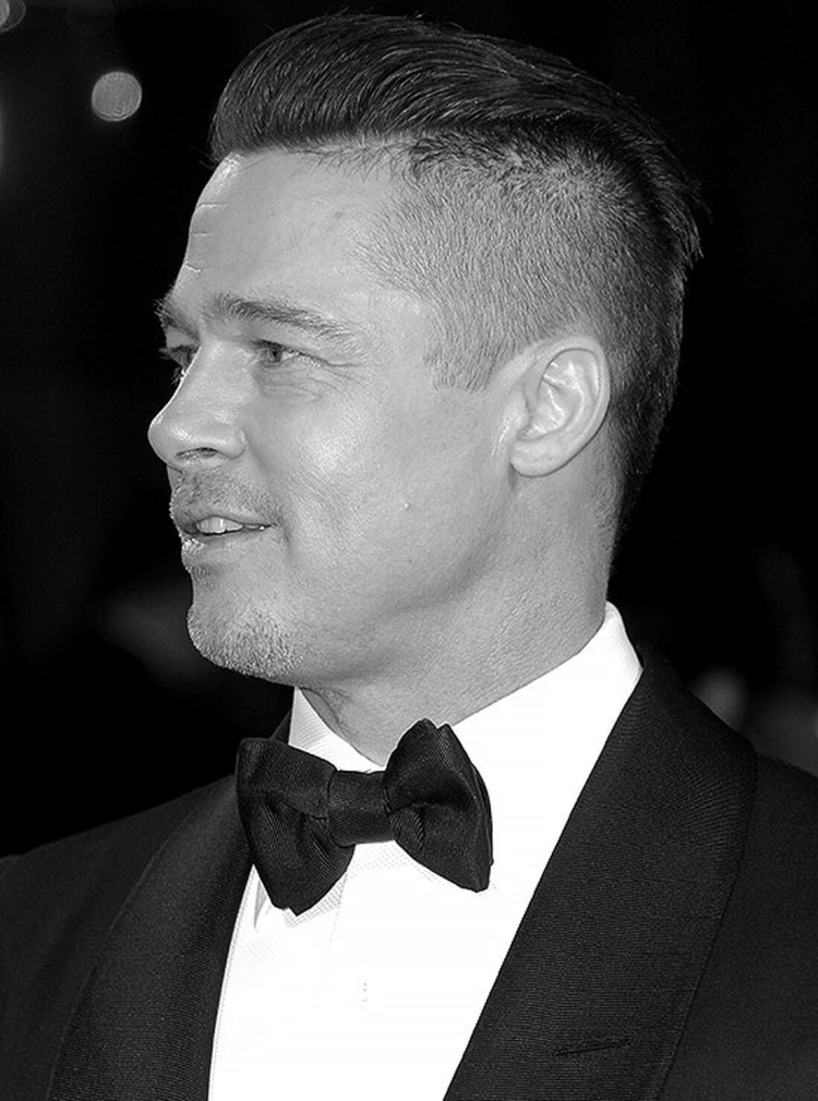 Стрижка полубокс Брэд Питт