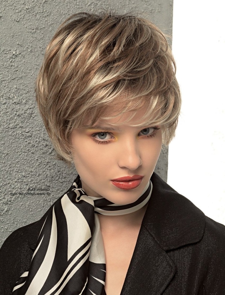 Стрижка Гарсон мелирование