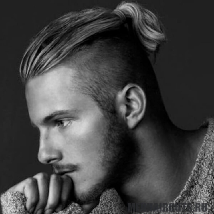 Брэд Питт топ кнот