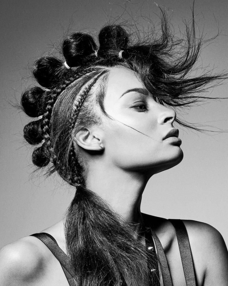 Подиумная прическа