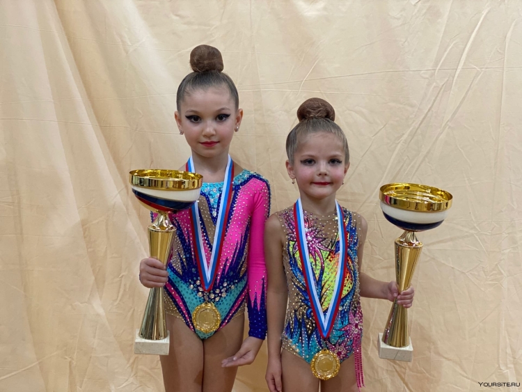 Прическа для художественной гимнастики