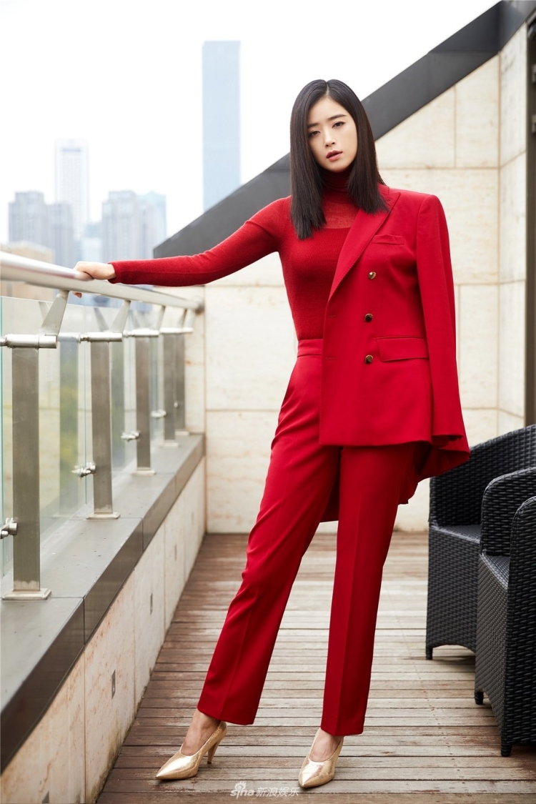 Корейский костюм женский