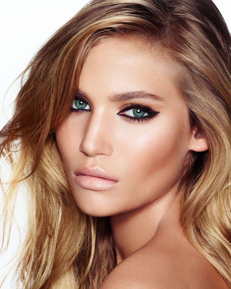 Модели Шарлотта Тилбери