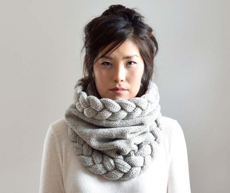 Необычные вязаные снуды