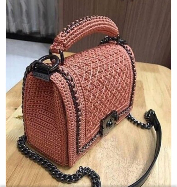 Вязаные сумки с кожей